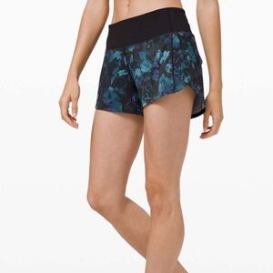 Lululemon sz 4 Speed Up Short Long 4" Updated Fit
Floral Shift Blue Black Floral